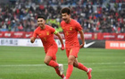 中國男足勝一平二奪冠，球迷歡呼
