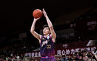 吳前失利，三分高效得14分助功3次。