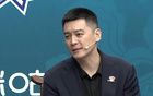 楊鳴：決賽強者已現(xiàn)，稍遜者解說。