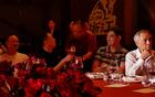 蘇群揭秘：樓忠福喊“你喝了”并敬酒。